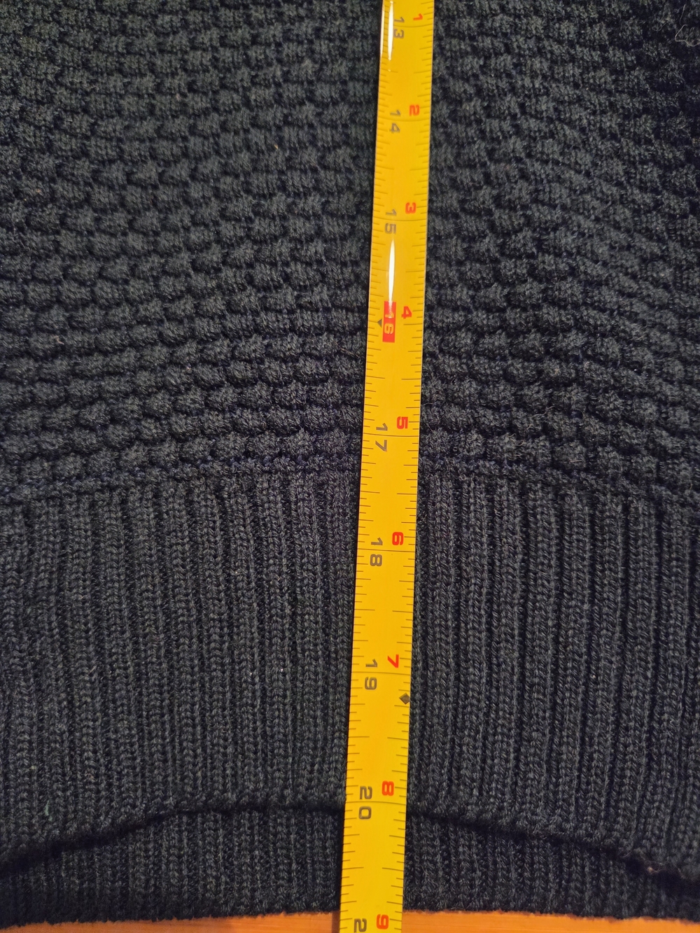 VINTAGE Dark Green Textured V-Neck Cardigan Sweater - Picture 6 of 7